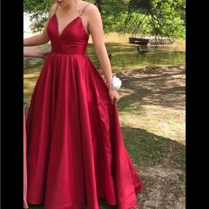 Sherri Hill Red Prom Dress Spring 2018 Collection